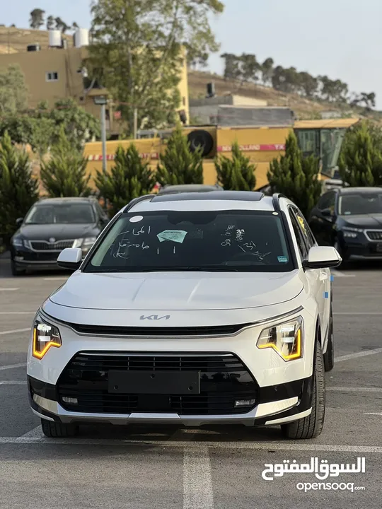 Kia niro hybrid full  2022  كيا نيرو هايبرد  فل اضافات  ترخيص 2022                   فحص نخب