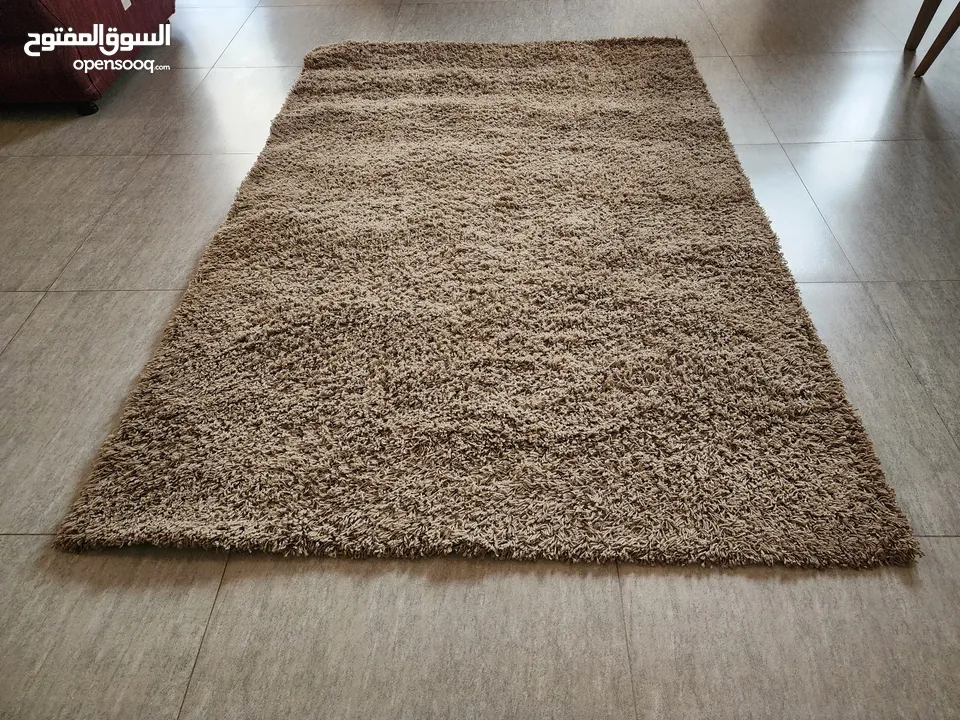 carpet like new 200 x 130