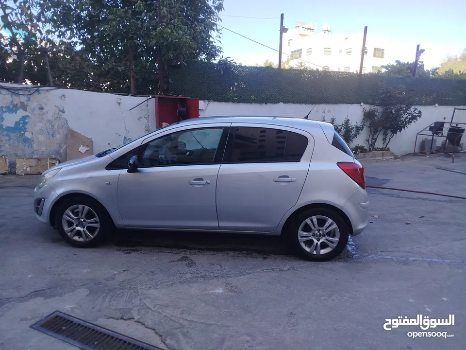 اوبل كورسا 2014