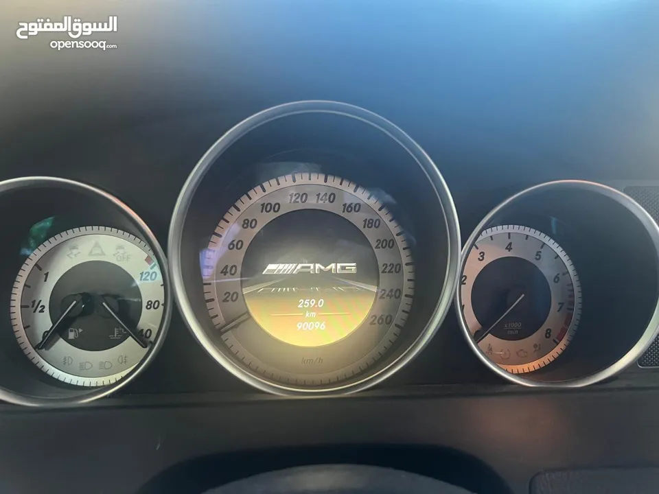 مرسيدس c200 c63 kit فحص كامل ماشية 90000 مميزة للبيع