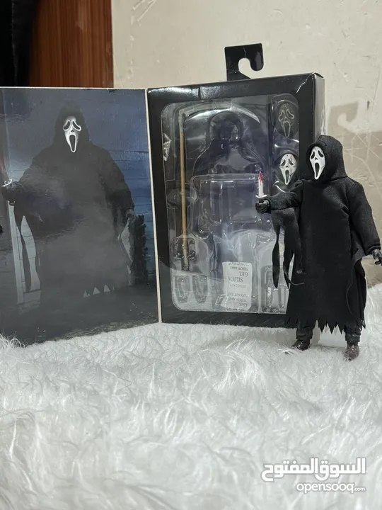 مجسم ghost face انتاج شركة Neca