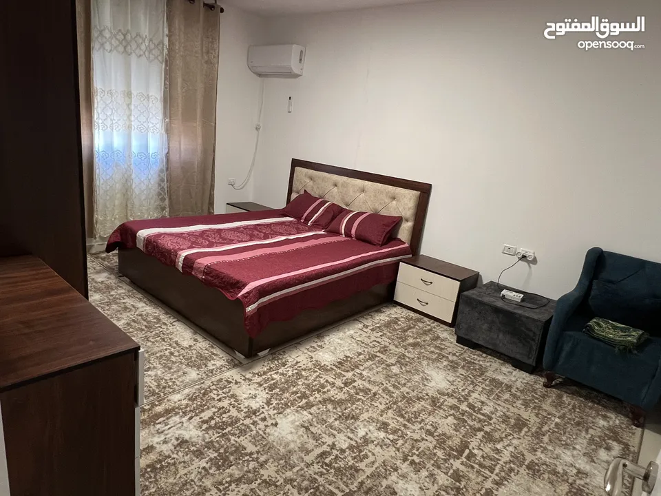 شقة جديدة مفروشة للإيجار - الطيرة، اول شارع الكرمل