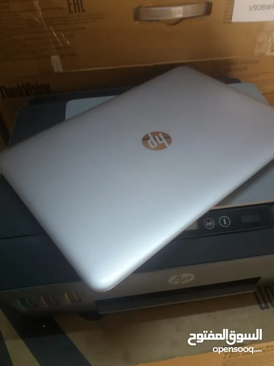 HP i5  كرتين شاشة