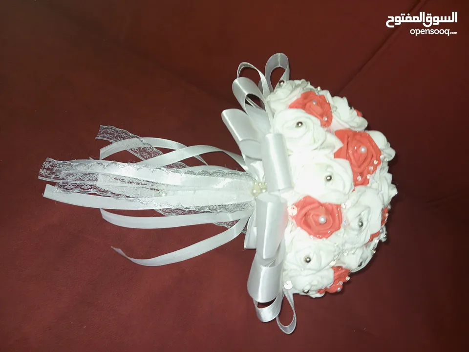 مسكة عروس صناعة يدوية