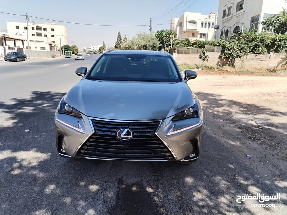 لكزس NX300H فحص كامل حرة  2020