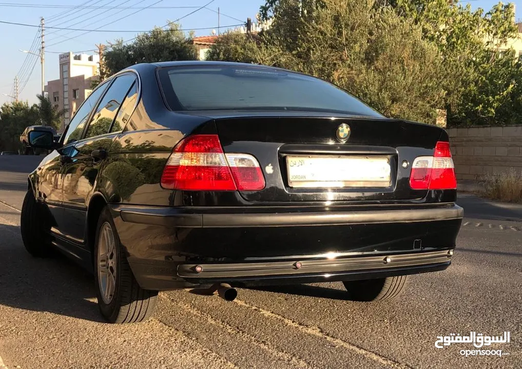 بي ام دبليو BMW موديل 2000  e46