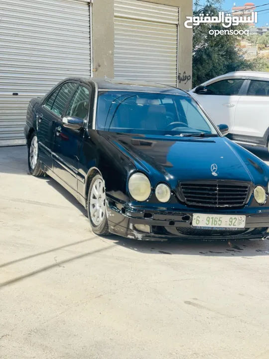 مرسيدس موديل 2001