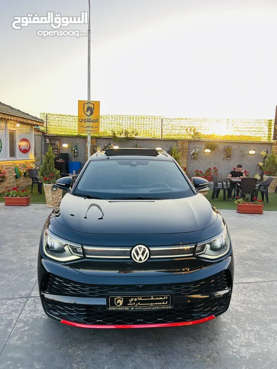 ‏Volkswagen ID6 black edition