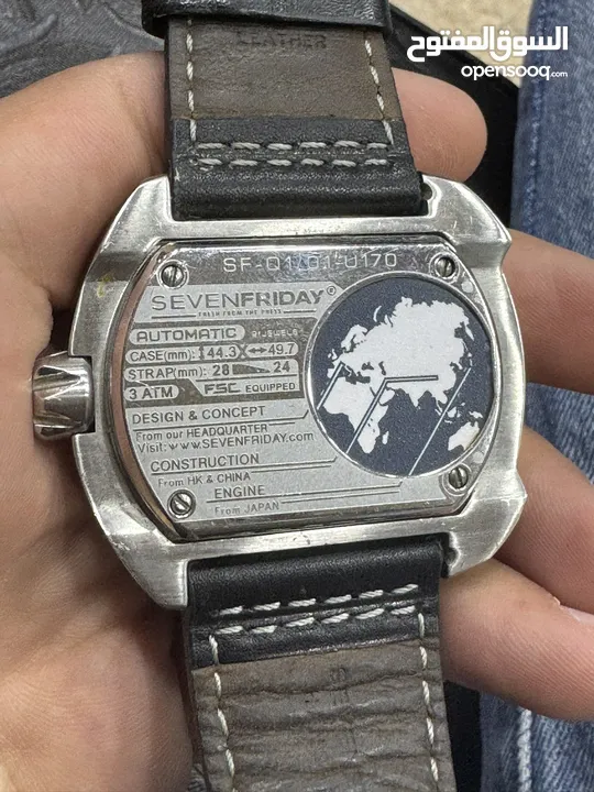 للبيع او البدل على ابل ووتش  ساعه sevenfriday اورجنال