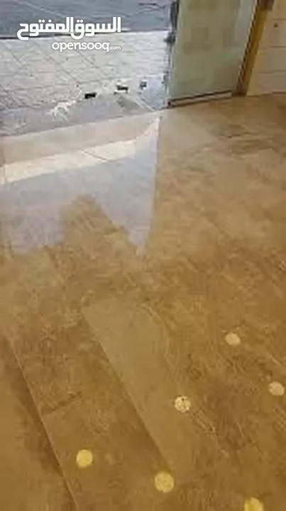 تنظيف وجلي وتلميع جميع أنواع البلاط والرخام