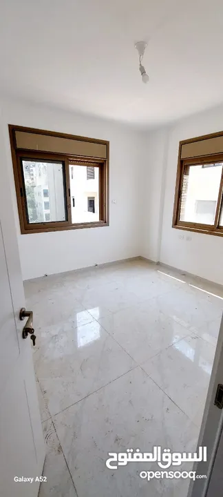 شقة 170 متر مع حديقة 140 متر بالقرب من وسط رام الله