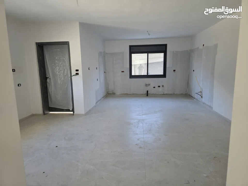 شقه للبيع بمنطقه البيره