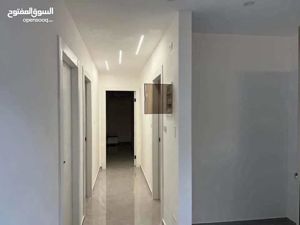 شقه فارغة في في الارسال قرب فندق البيست ايسترن