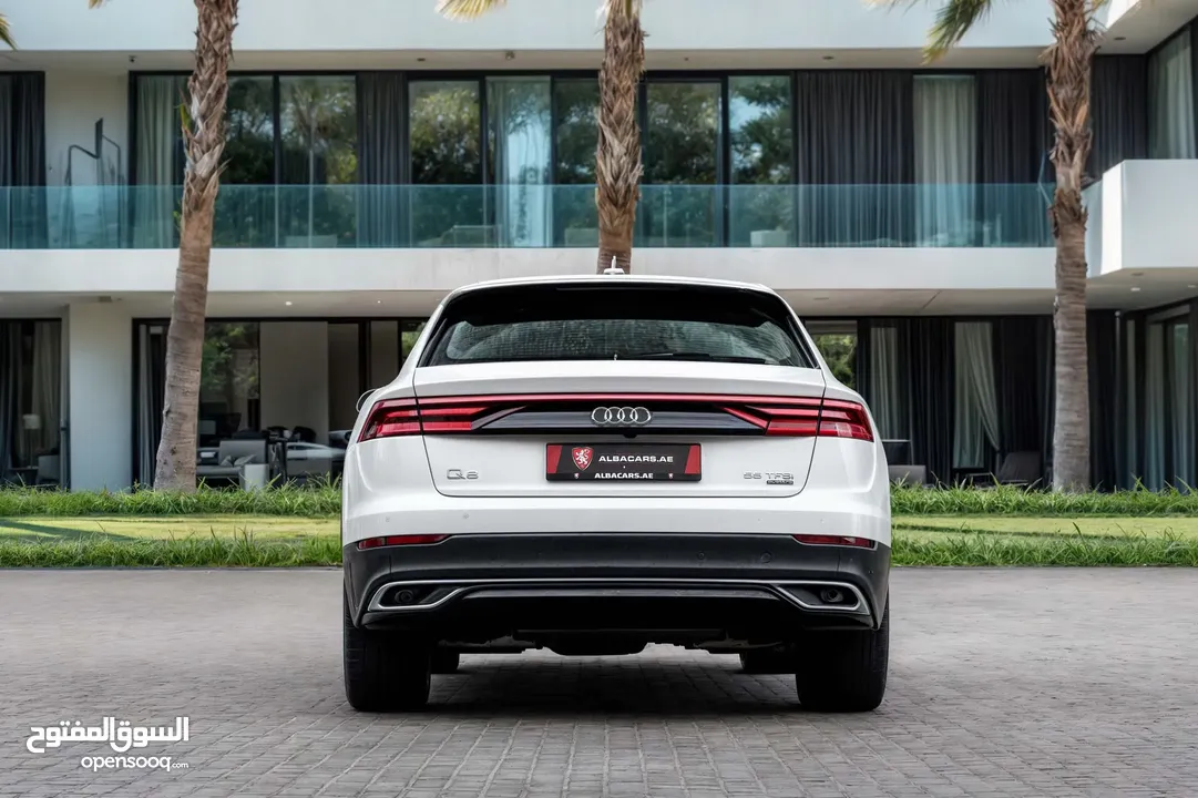 Audi Q8 S-LINE