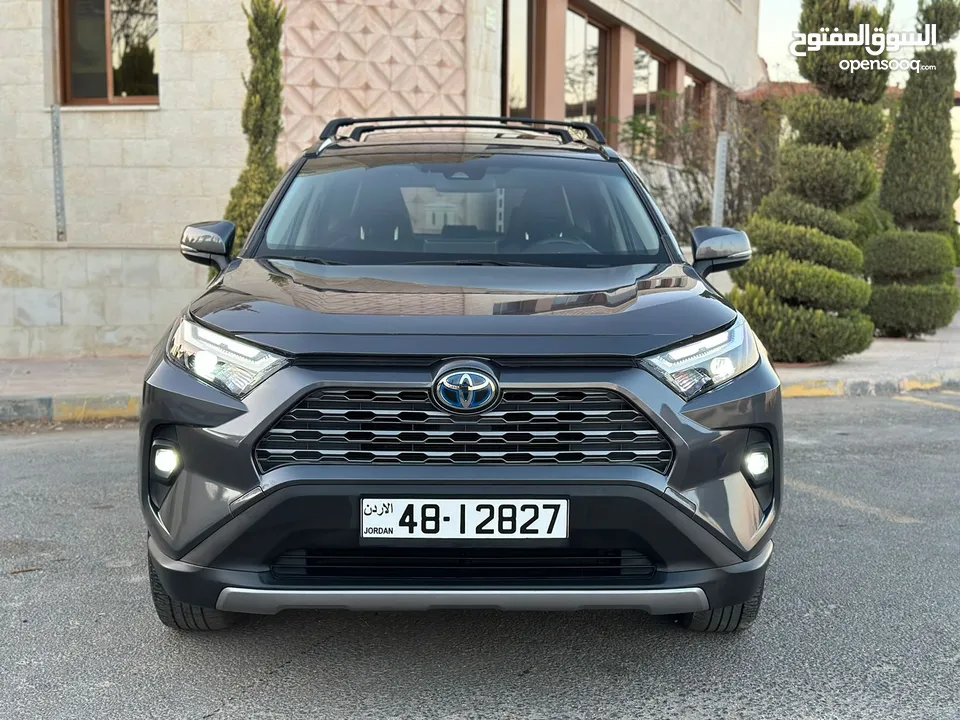 RAV4 Hybrid 2022 XLE premium تويوتا راف فور فل الفل جمرك جديد بطارية ليثيوم