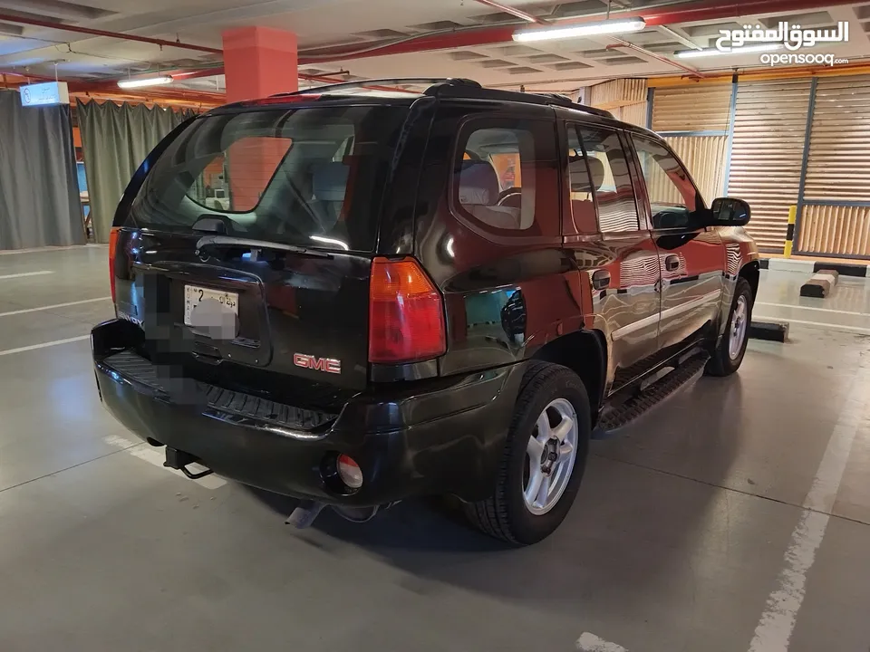 GMC envoy model 2009 for sale