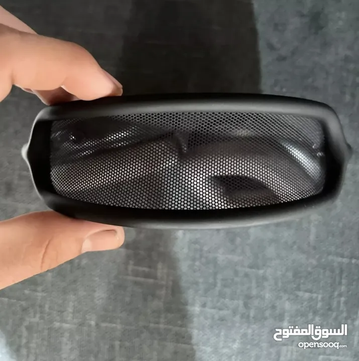سماعات Apple AirPods Max بحالة ممتازة