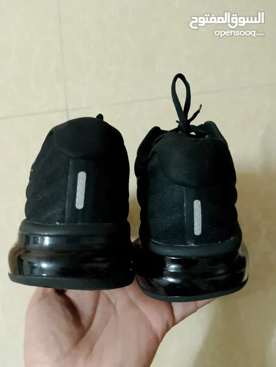 حذائين .NIKE AIR MAX اصليات وكاله لساتهم جداد