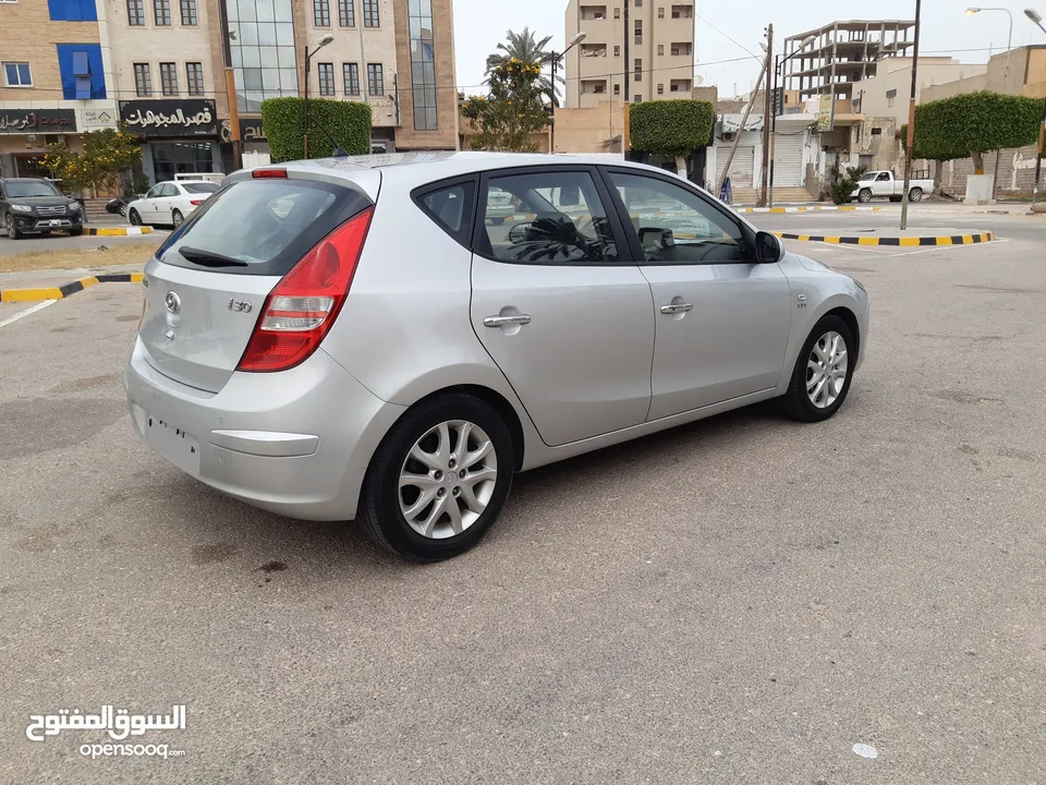 هيونداي i 30 للبيع