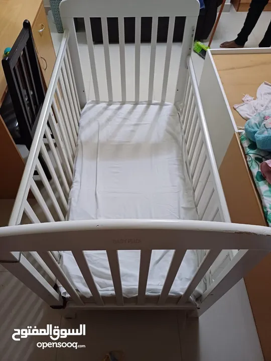 Baby cot and crib with mattress