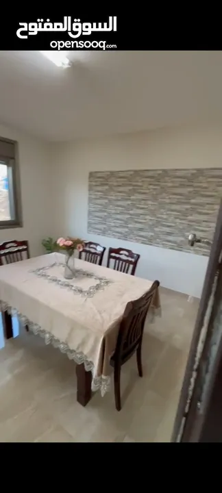 شقة سكنية 165 متر صافي بإطلالة مباشرة على جامعة بيرزيت الشارع الرئيسي