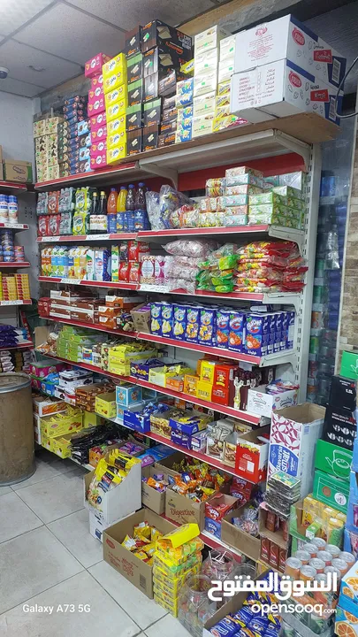 محل تجاري بابين للبيع خلو مع البضاعة