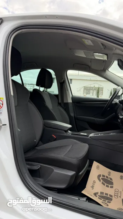 سكودا اوكتافيا ترخيص 2022 محرك 2000 ديزل جير أوتوماتيك 150 حصان