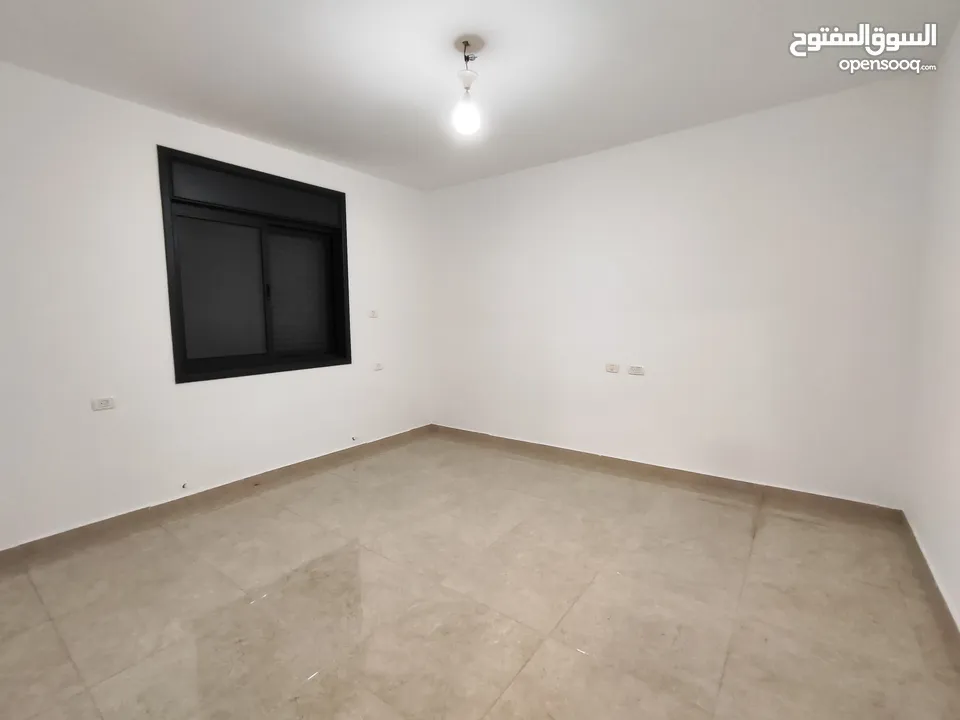 New unfurnished apartment for rent in Ramallah, Al-Tira