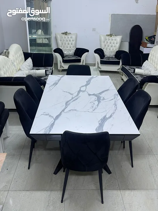 ,طقم طاولة سفرة مع مزنون شبه جداد