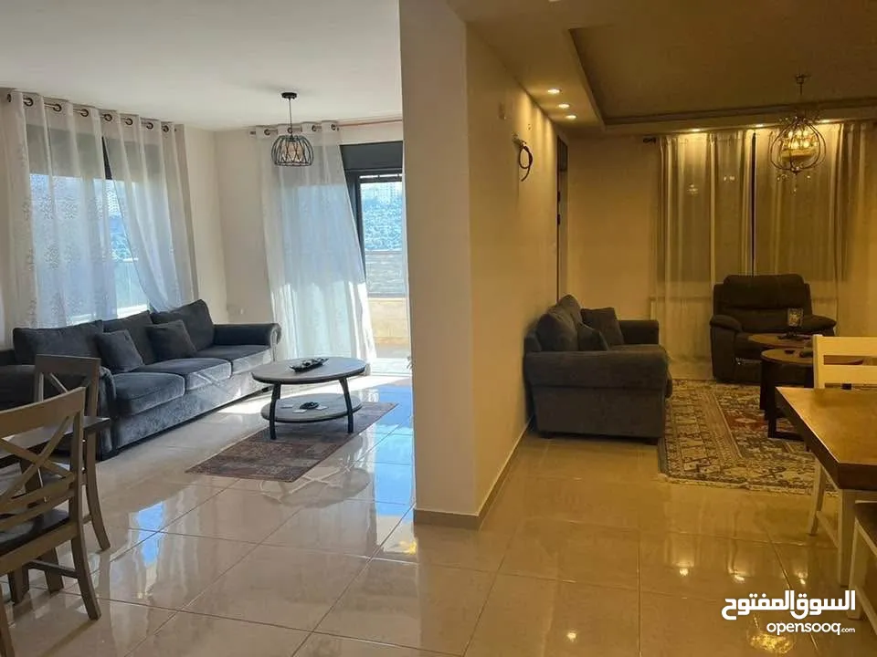 شق ديلوكس للايجار في الطيره