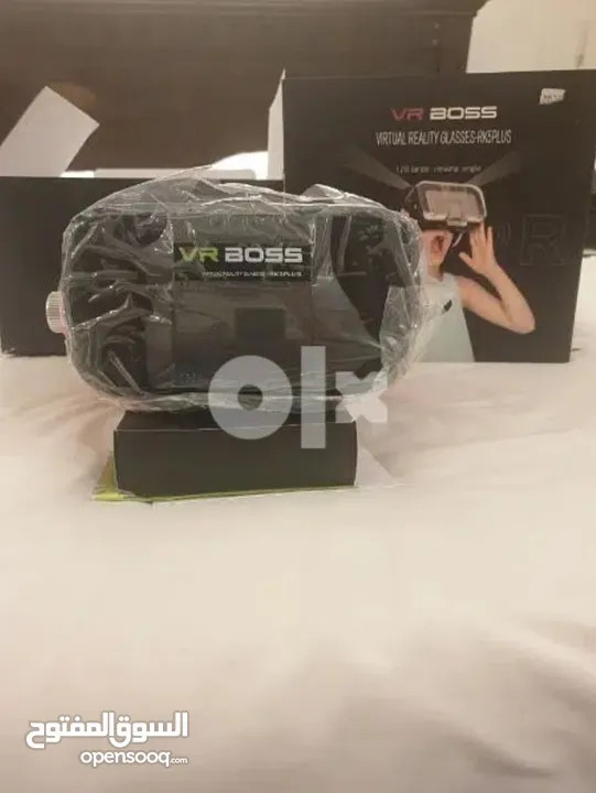 VR Boss Virtual Reality Glasses 120 large & iphone Pro max 13 Cover with Magsafe.