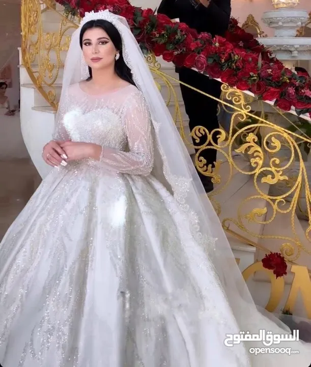 فساتين سهرة عرايس اشكال متنوعة واحجام متنوعة موديلات حديثة والسعر مناسب للجميع