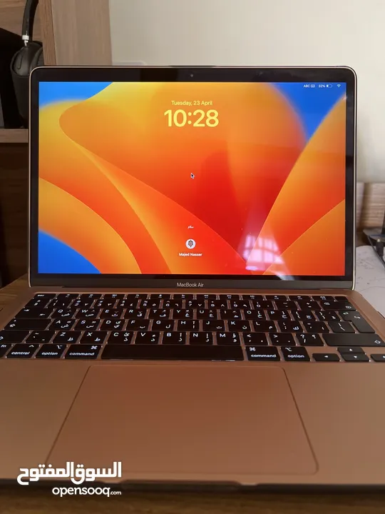 2020 MacBook Air نضيف استعمال تصفح