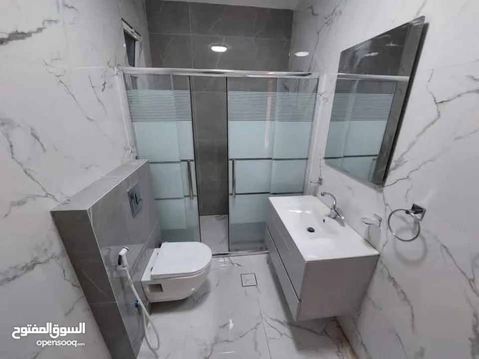 باركيه وفاير بليس ورق جدران والشيبورد وبانوهات وجبسن بورد وبديل الرخام وبديل الخشب والقرميد
