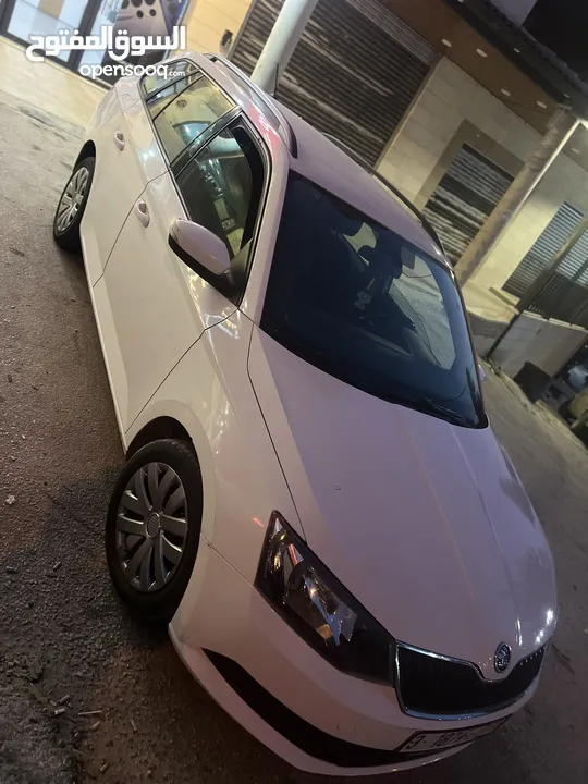 سكودا فابيا 2015 ولا ضربة عداد قليل 99الف