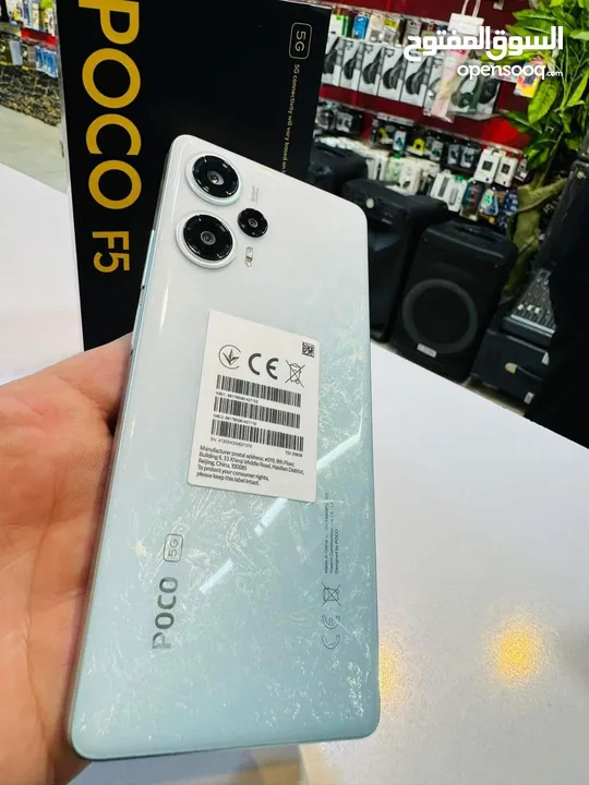 مستعمل ايام poco F5 5G رام اساسي 12 واضافه جيجا 256 أغراضة والكرتونه الأصلية متوفر توصيل