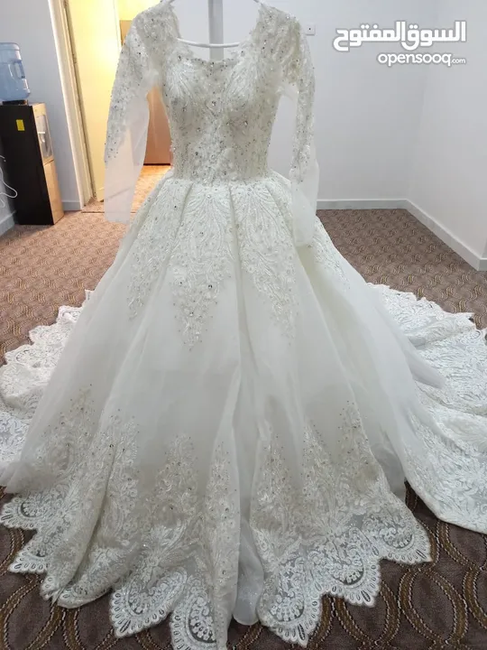 ‏فستان زفاف