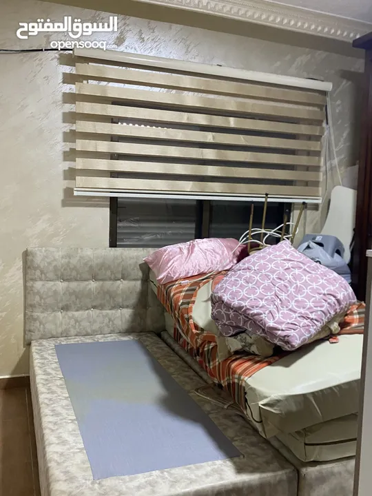 تخت بزبط مجوز و مفرد لون سكني وتر بروف ال راسيه و الاطراف