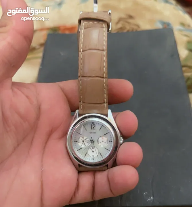 ساعات نسائية اصلية وشغالات