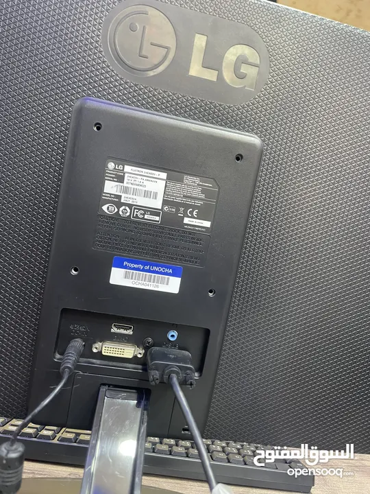 كمبيوتر لينوفو موصفات عاليه مع شاشة كبيره 22 انش Core i7 كامل مكمل