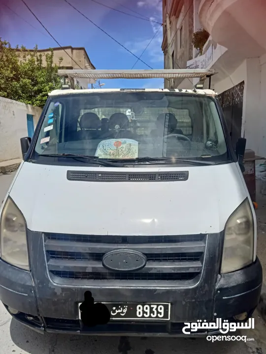 ford transit modèle 2011