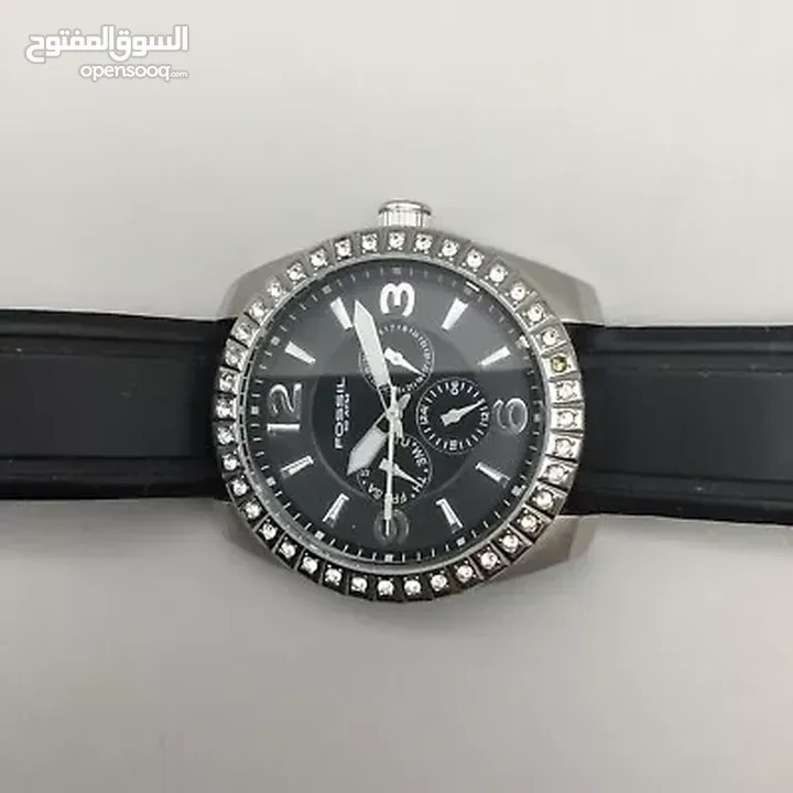 FOSSIL الساعة كتير حلوة اصليه مطلوب 30