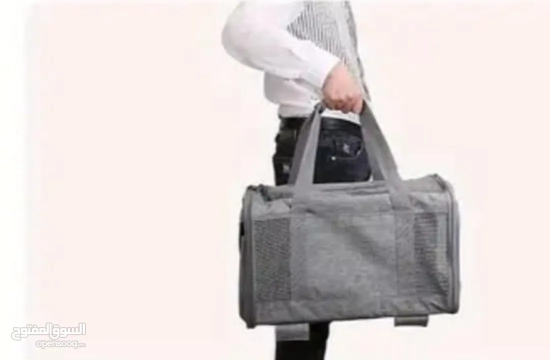 Pet bag trolley  حقيبة مع عجلات للكلاب الصغيرة والقطط لون اسود مع عجلات