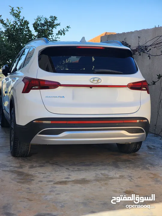 هنداي سنتافي  2020 ترخيص 2020  4/2 عداد 56 الف  2200cc