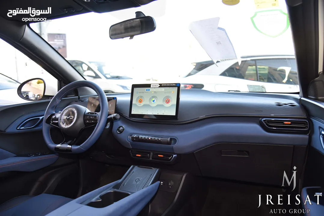 بي واي دي سيغول كهربائية بالكامل متوفر باللونين الاسود والبيج 2024 BYD Seagull EV
