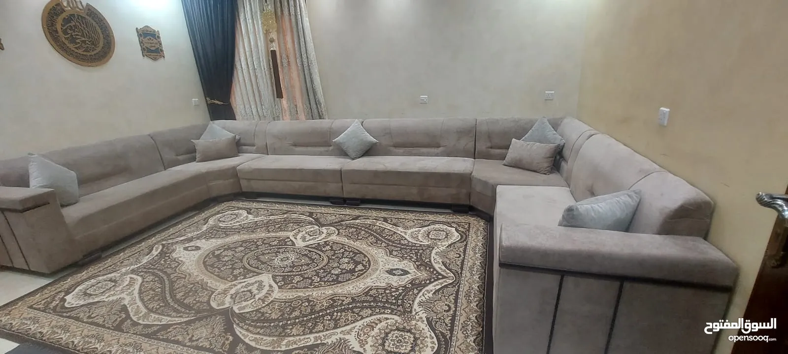 طقم كورنر لون بيج غامق
