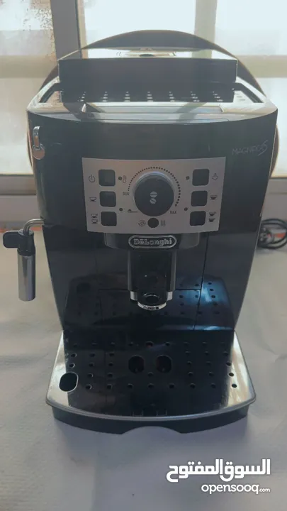 صانعة قهوة ‏ديلونجي Delonghi Magnifica S