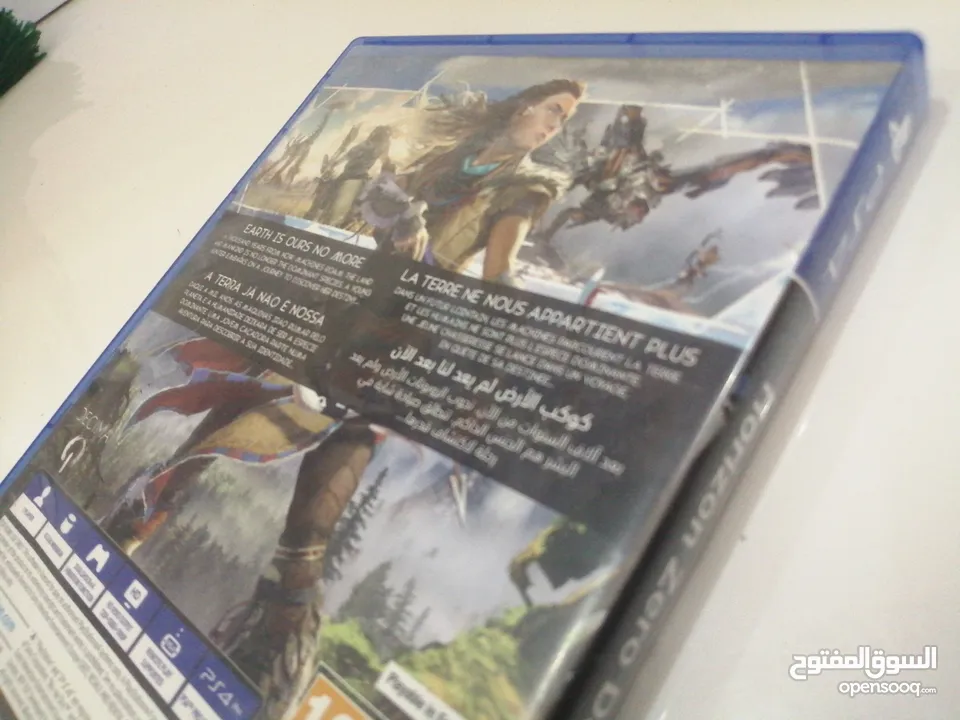 سي دي Horizon Zero Dawn مستعمل 1 شهر سبب البيع تم التختيم اللعبة شغالة ولا خدش