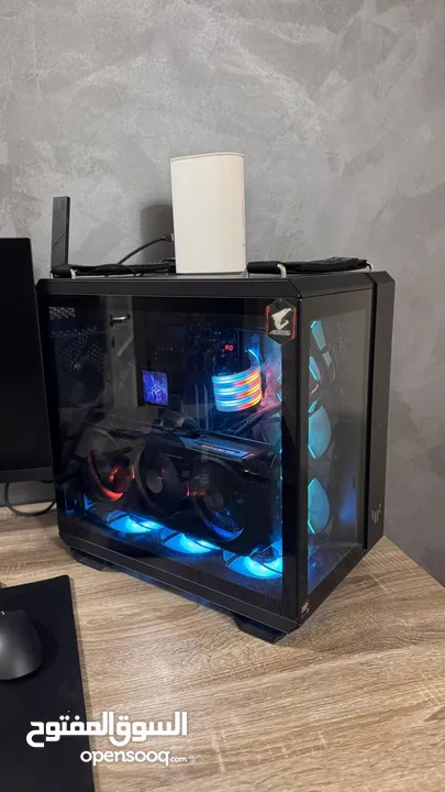 Asus GT 502 , With 7 Fans