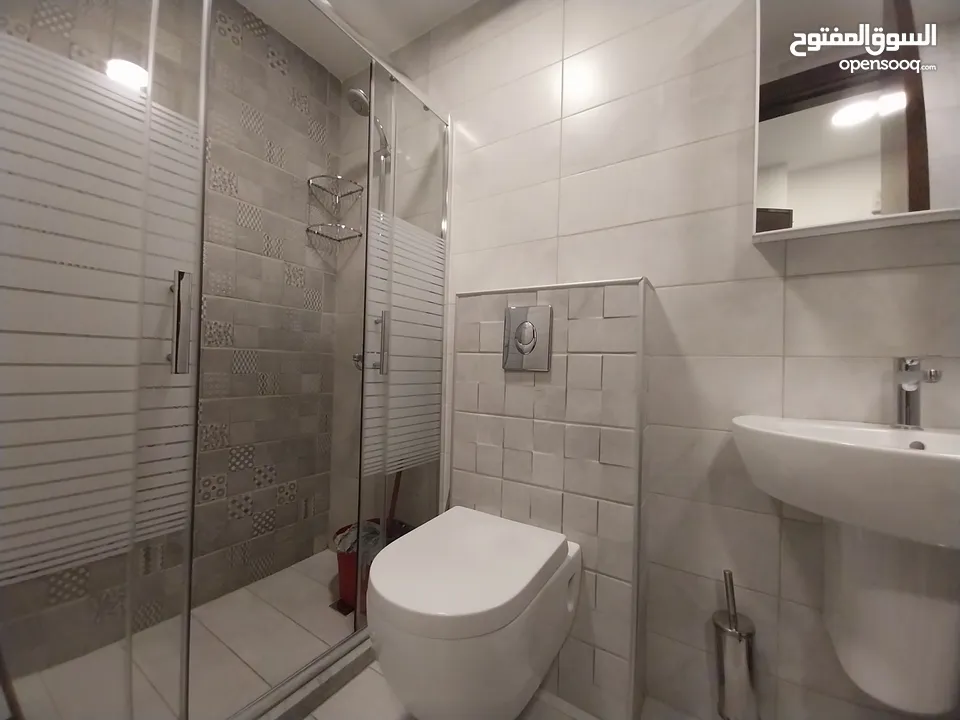 شقة للايجار في الويبده  ( Property 35772 )-175132860
